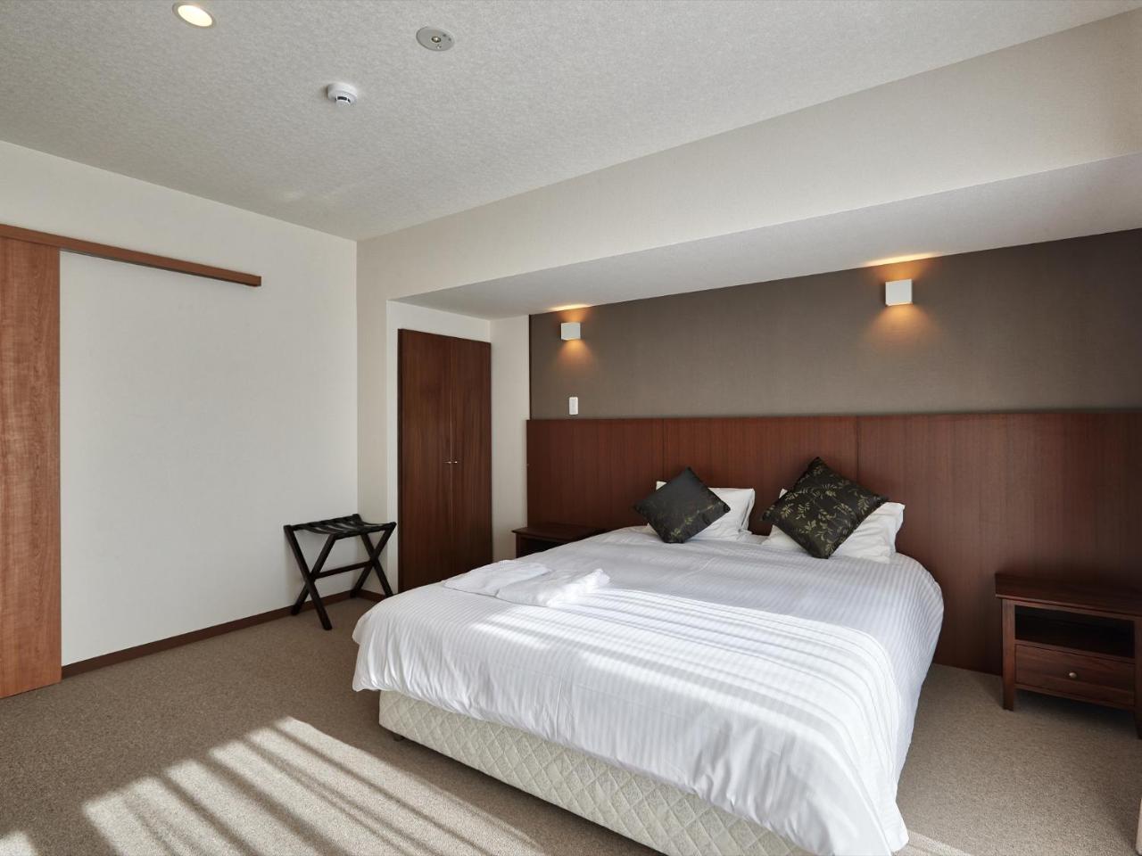 Creass Hotel Tsubogawa Marche Naha Buitenkant foto
